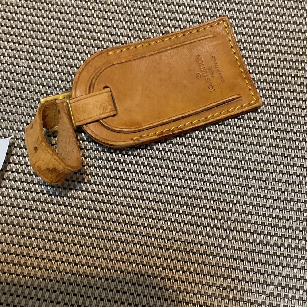 Louis Vuitton Leather Luggage Tag - Picture 4 of 8